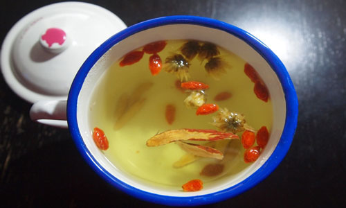 胃火旺不妨喝杯麦冬茶.jpg