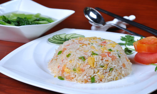 番茄酱炒饭的做法.jpg
