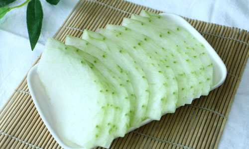 不想当油腻的中年人 你需要这些食物来刮刮油