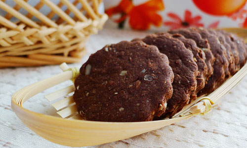 不同人群如何选对饼干