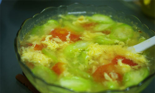 营养美食西红柿PK鸡蛋汤做法.jpg