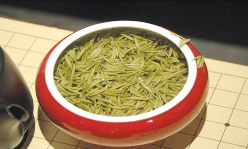 白茶的功效和作用2.jpg