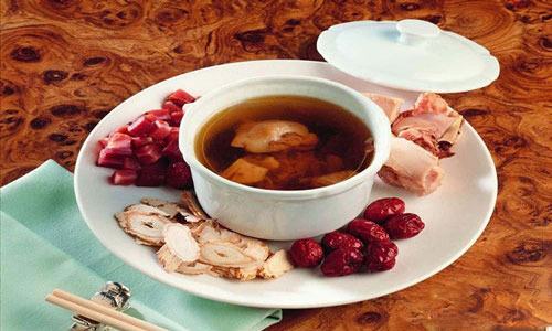中医讲述咽炎的食疗方法.jpg