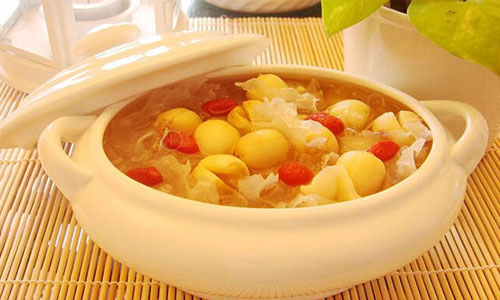 春季想养肝 山药银耳吃起来