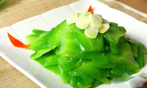 饮食宜清淡少盐