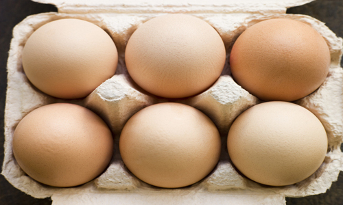 生吃鸡蛋更有营养的误区.jpg