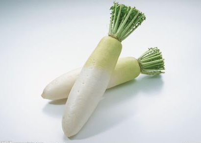 小孩发烧勿输液 三样蔬菜把病灭 