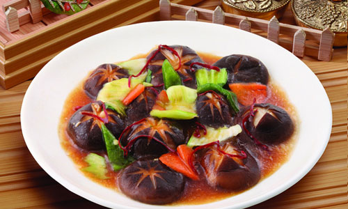哪些食物适合高血压人群食用.jpg