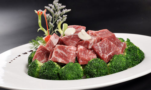 西兰花炒牛肉的做法.jpg