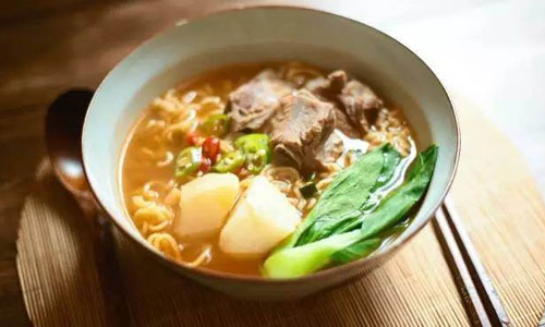 常吃泡面让你慢性肾衰竭