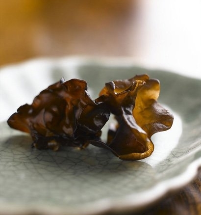 经济实用的女性黑木耳食疗良方