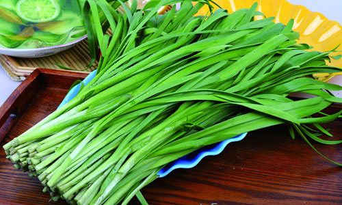 绿豆芽炒韭菜.jpg