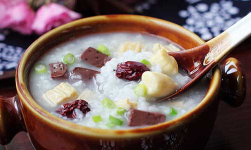 祛斑食谱坚持吃 淡色斑做瓷娃娃