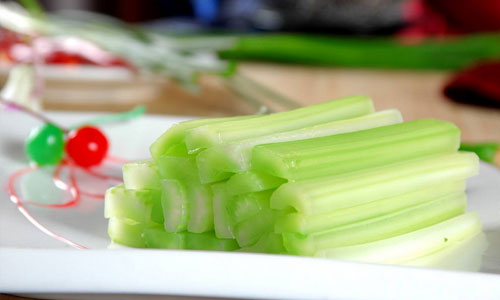 吃出年轻态！餐桌美味也是血管“清道夫”