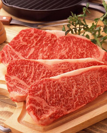 5大妙招辨别优劣牛肉