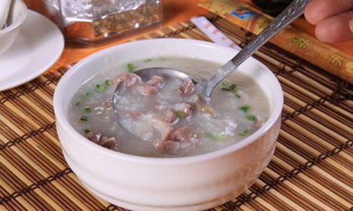 高血脂吃什么食物有效降血脂.jpg