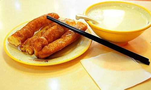 豆浆油条主食类最经饿