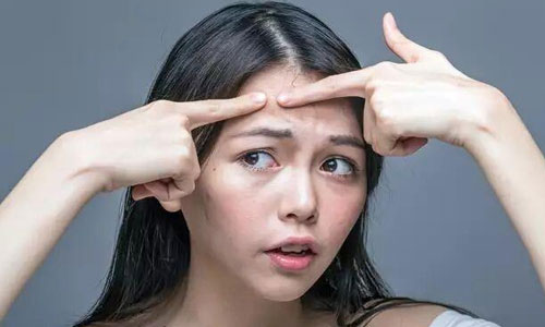 女性宫寒的表现，多吃这些小食材，来避免这些危害
