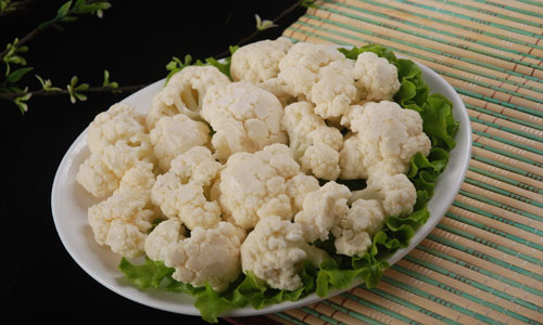 炒菜花要多切几个十字.jpg