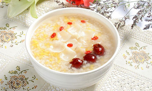 燕麦减肥法让你拥有好身材.jpg