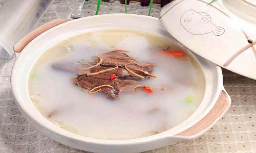 滋补功效强的羊肉汤