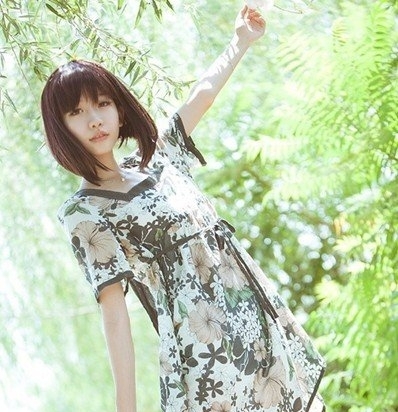 少女情绪烦躁时 需要补铁