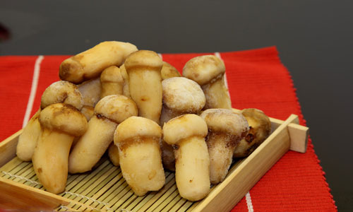 松茸的营养和价值1.jpg