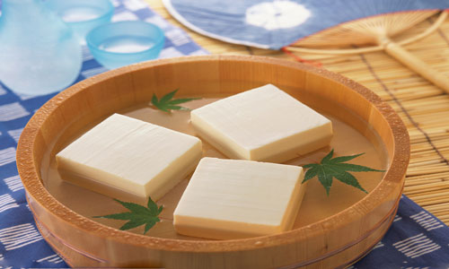 吃豆腐过量的危害有哪些.jpg