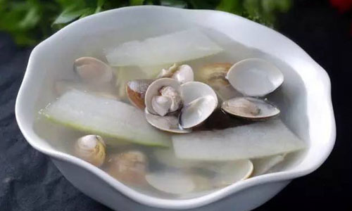 五款美白嫩肤食谱 让女人的皮肤白起来