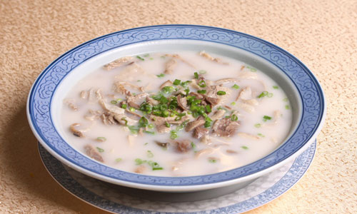羊肉汤怎么做更美味呢.jpg