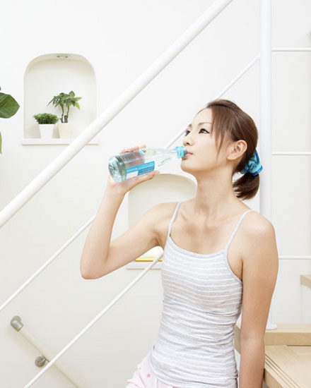 喝水