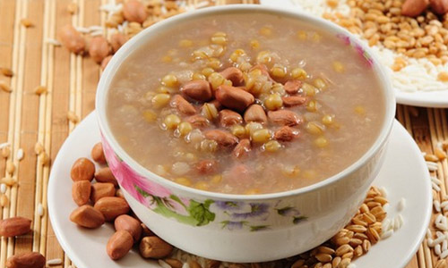 长期失眠吃什么食物好