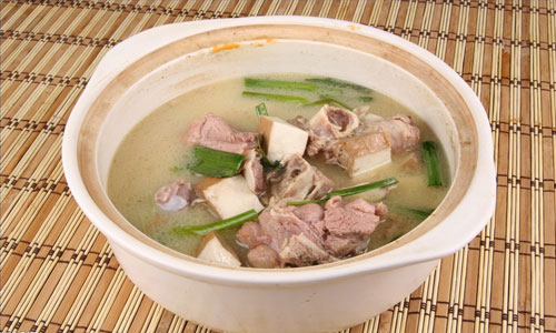 土豆骨头汤的做法.jpg