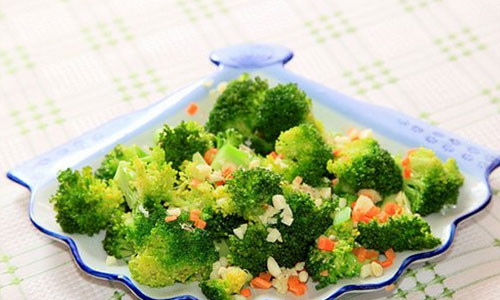 蔬菜皇冠西兰花十大功效