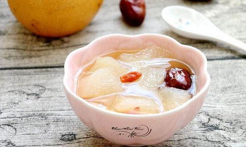 秋季缓解嗓子疼的食物有哪些