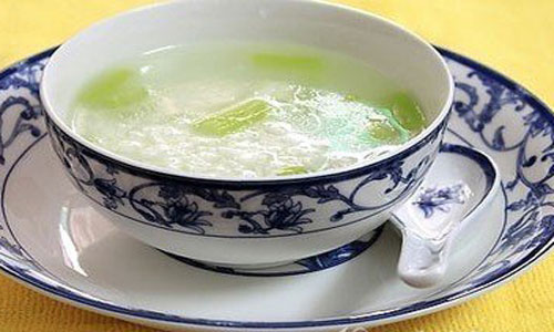 高血压吃什么食物有效降压.jpg