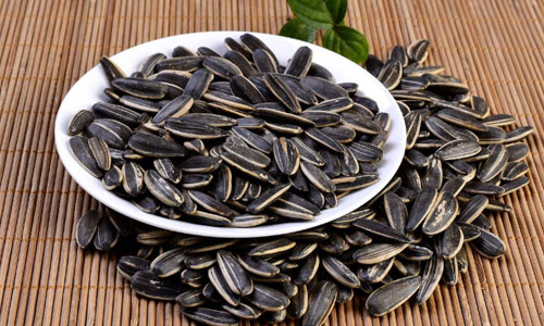 力荐6种经期食物，吃瓜子让你不痛