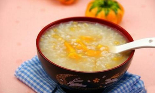 女人不想成“黄脸婆”,这3种食物每天都要吃