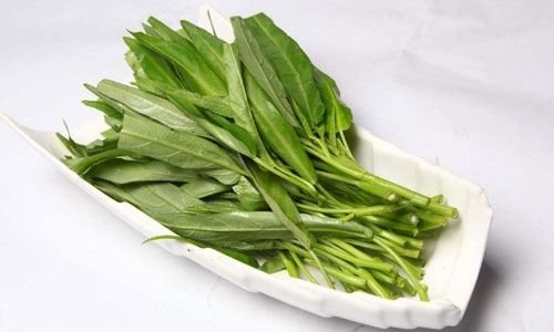 女人在怀孕以后，这3种食物尽量不要碰！
