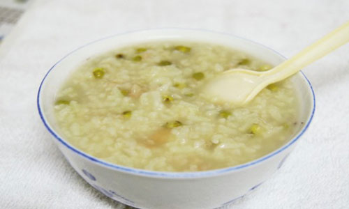 绿豆粥的三项营养价值.jpg