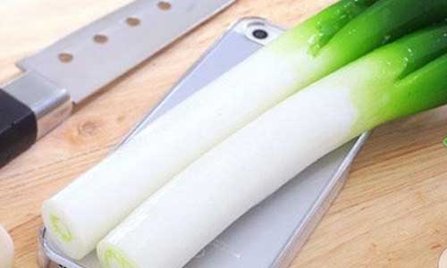 吃葱可增进食欲刺激血液循环
