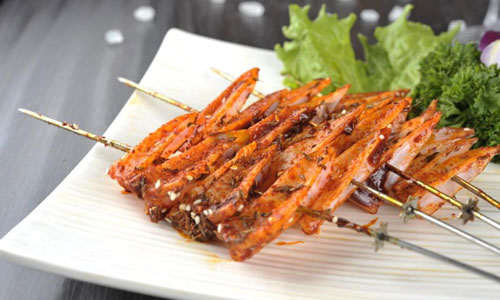 常见的这4种食品易引起胃癌，千万要注意！