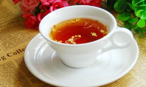春季喝山楂玫瑰茶养胃美容