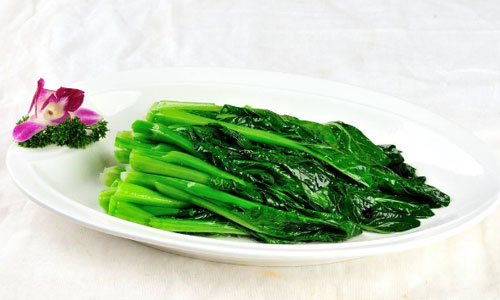 雾天预防疾病 多喝牛奶吃青菜豆腐