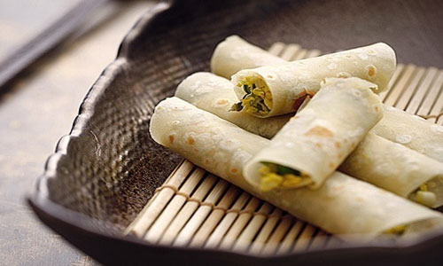 槐花食疗的几种烹调法.jpg