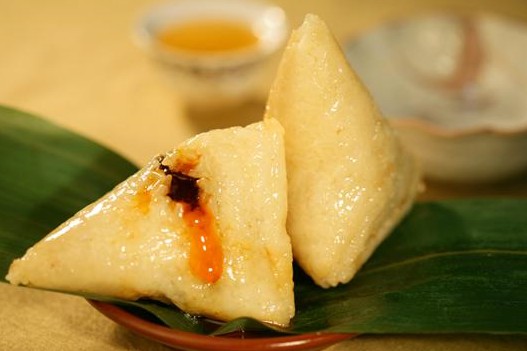 米饭馒头等主食不适宜和粽子同食