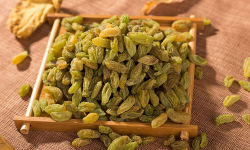 坚持每天吃点葡萄干，身体的3个变化你绝对想不到！