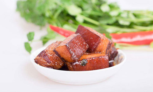 专家指导 老年人可以适当进食肥肉