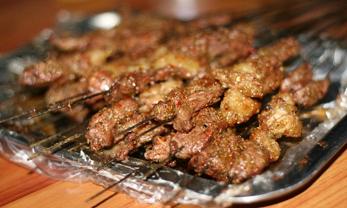 了解吃羊肉要远离的六种食物.jpg
