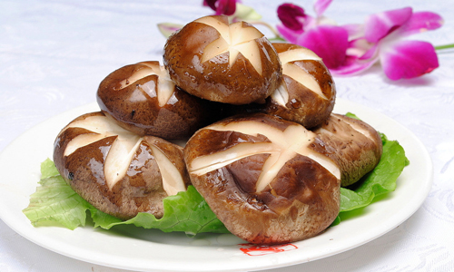 长假吃的五种食物.jpg